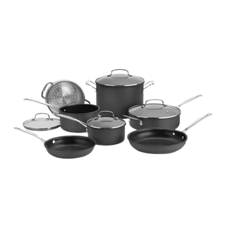 Chef's Classic™ Nonstick Hard Anodized 11 Piece Set